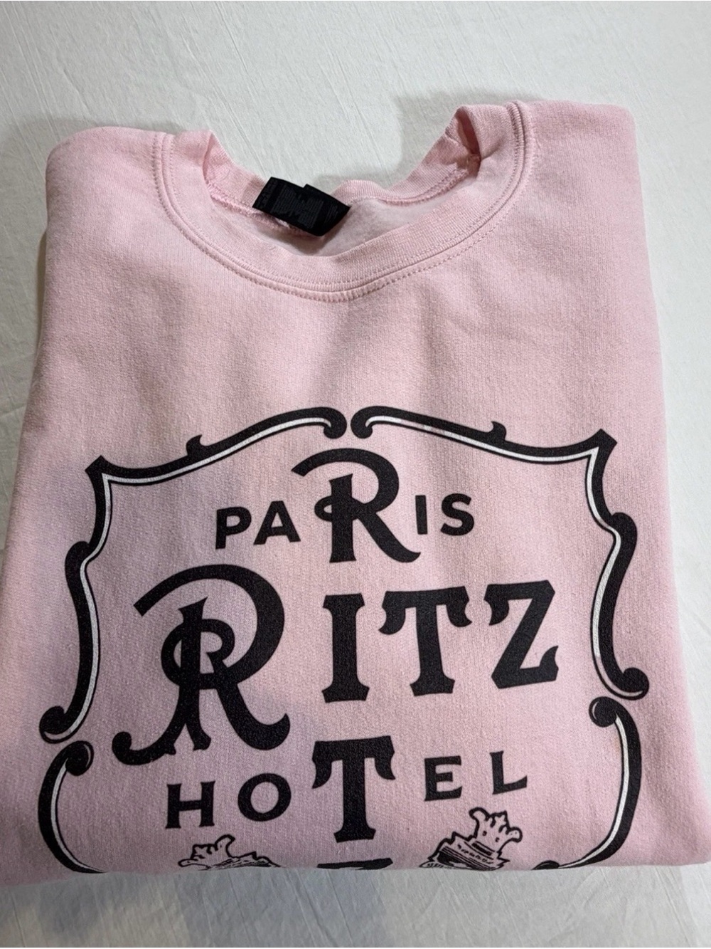 Paris Ritz Hotel Sweatshirt Pink Crewneck Size M